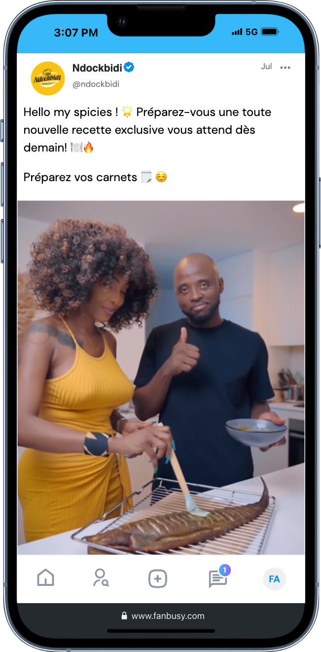 Mobile device with an Fanbusy feed seen on screen